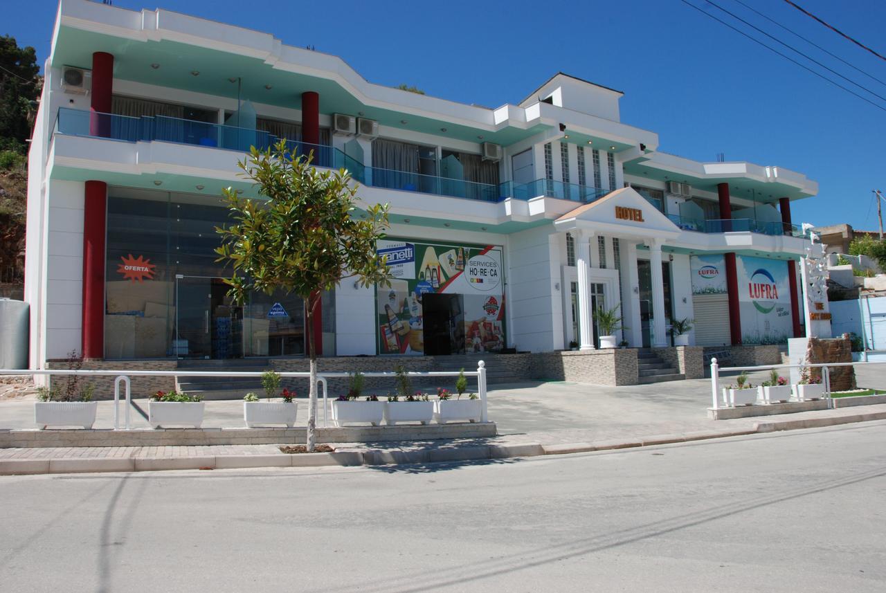 The City Gate Hotel Sarandë エクステリア 写真