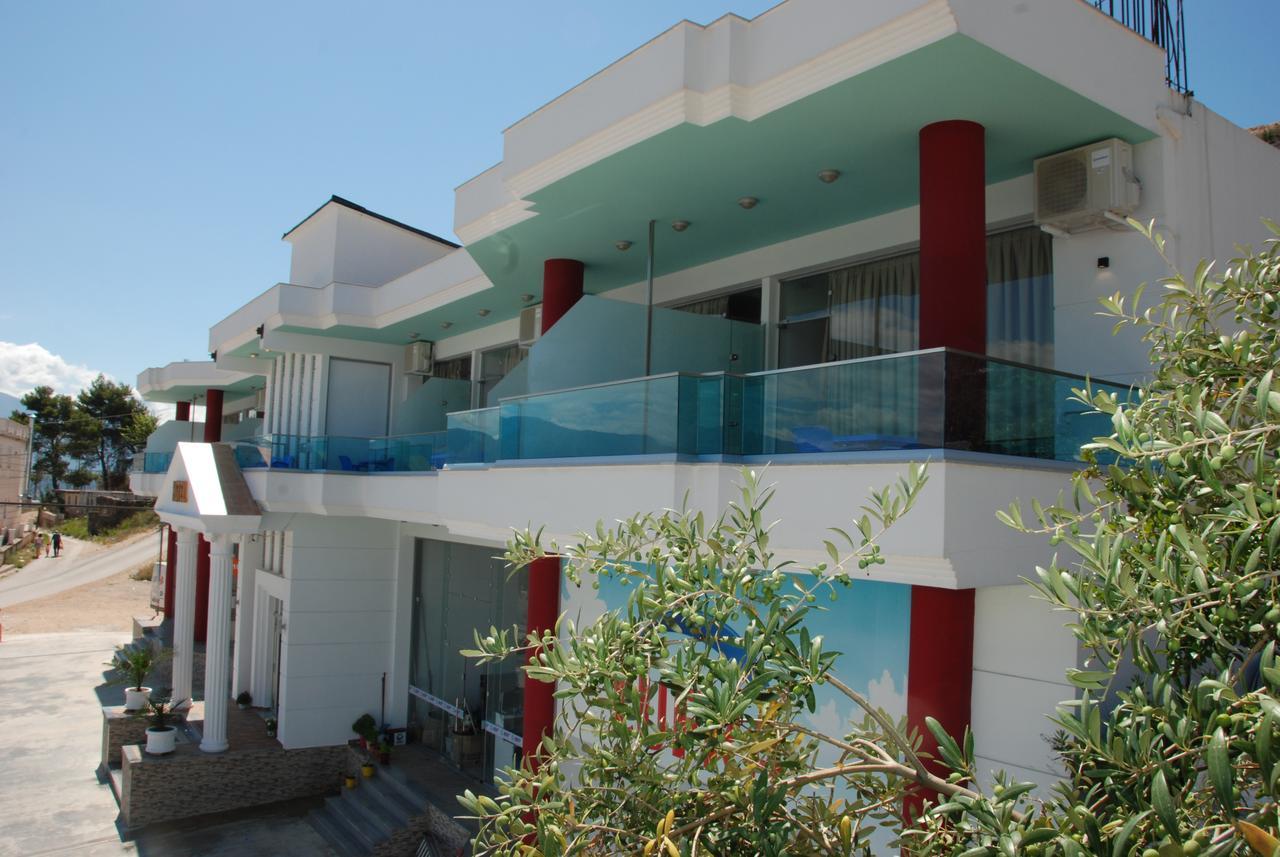 The City Gate Hotel Sarandë エクステリア 写真